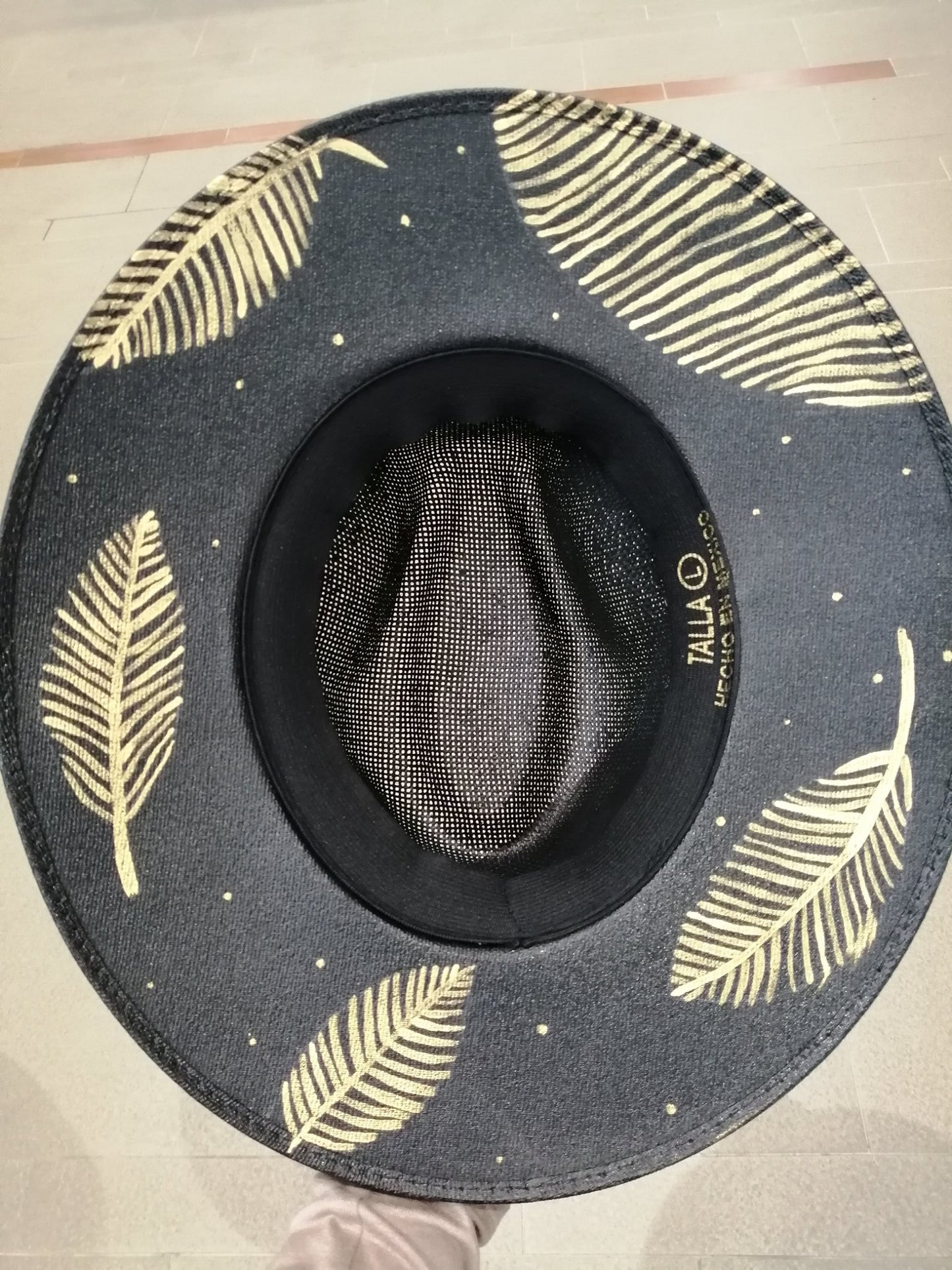 Hojas doradas
